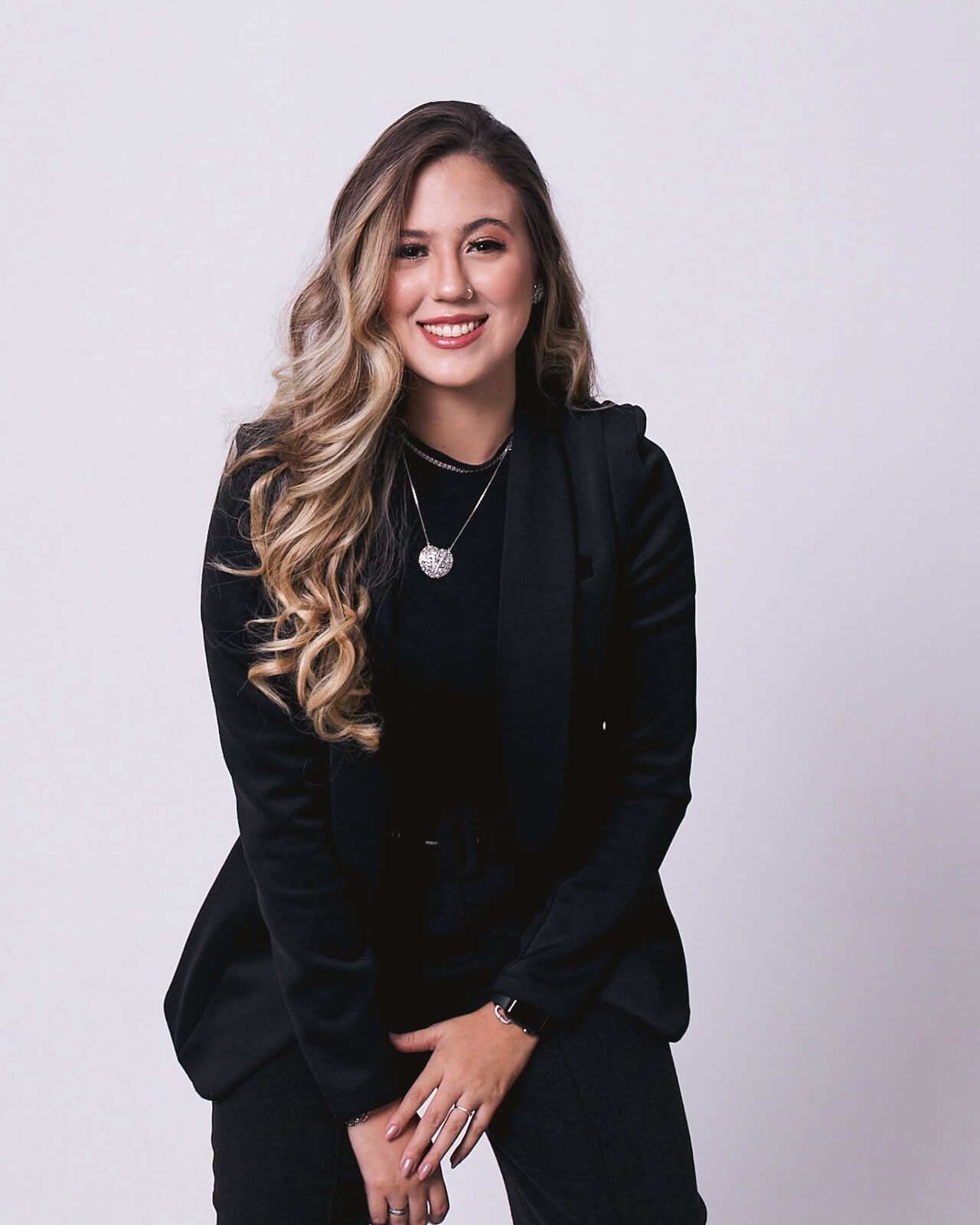 Foto de Victoria Nascimento, advogada especialista em Direito do Consumidor